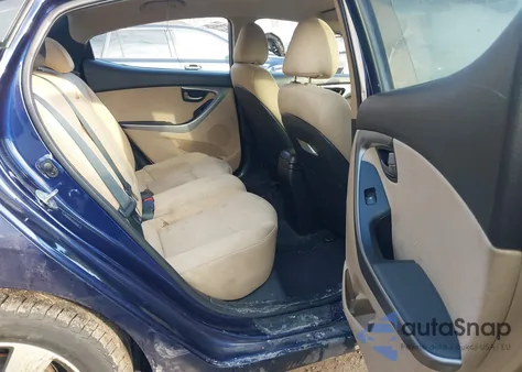 2013 Hyundai Elantra Gls/Limited z USA, uszkodzony, nr VIN 5NPDH4AE4DH179230